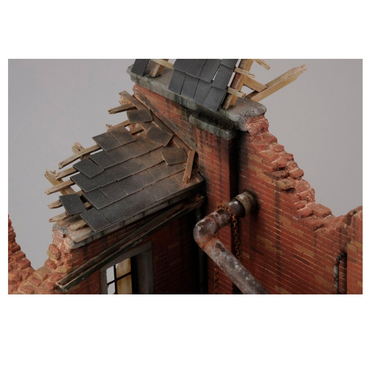 ak-interactive-factory-ruin-with-steam-boiler-1-35 image 4