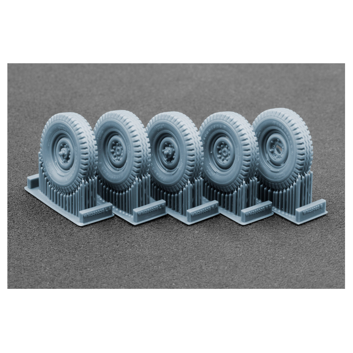 ak-interactive-fj43-pickup-set-ruote-appesantite-1-35 image 2