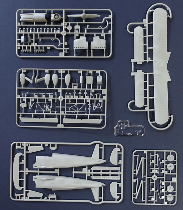 ak-interactive-1-48-arado-ar-68f-kit-modellismo-aerografo image 2