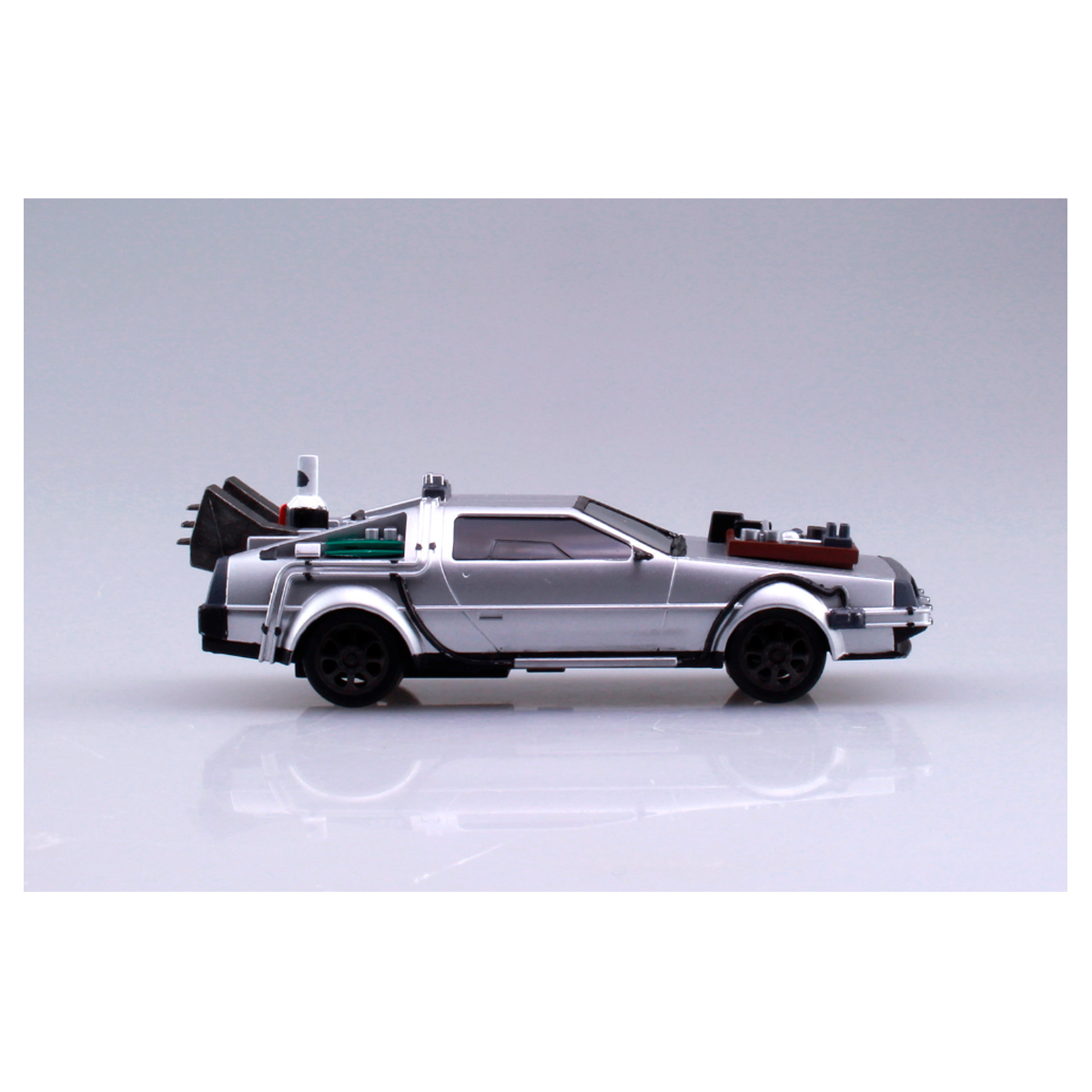 ak-interactive-delorean-ritorno-al-futuro-parte-kit-di-modellismo-auto-in-scala- image 8