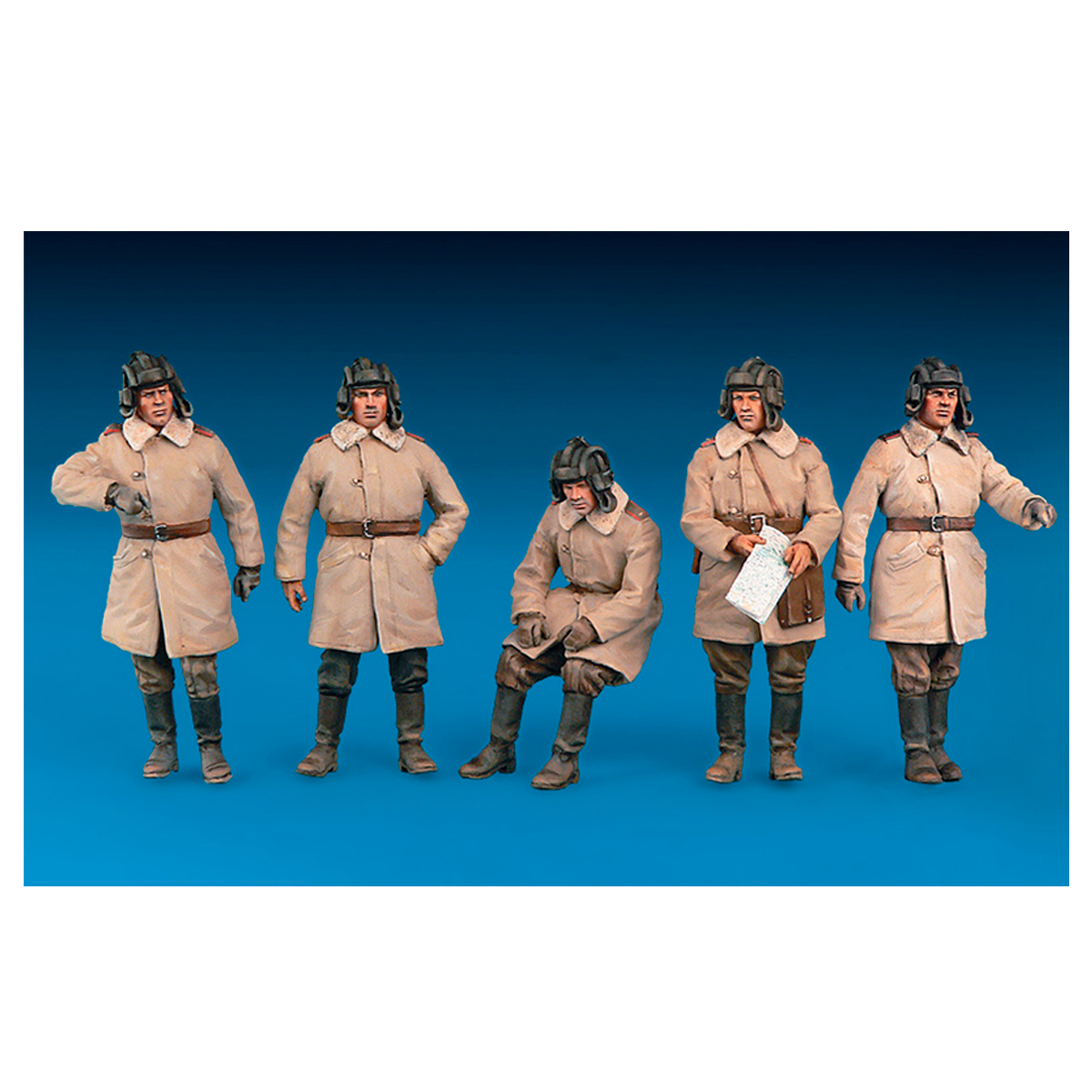 ak-interactive-1-35-soviet-tank-crew-winter-uniforms-special-edition image 2