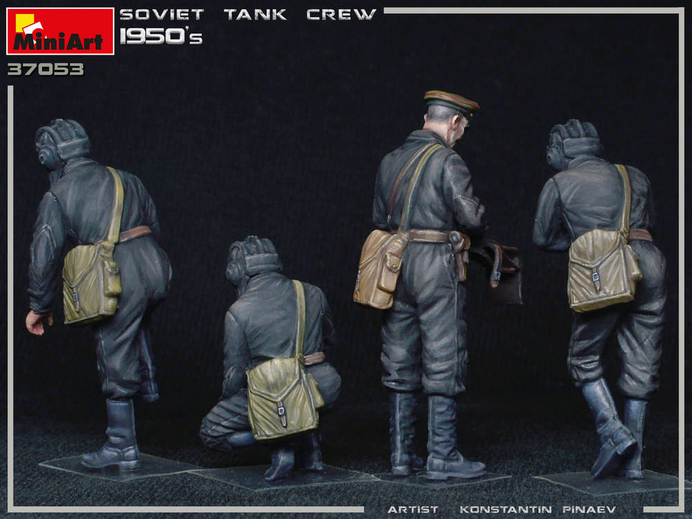 ak-interactive-1-35-soviet-tank-crew-1950s image 5