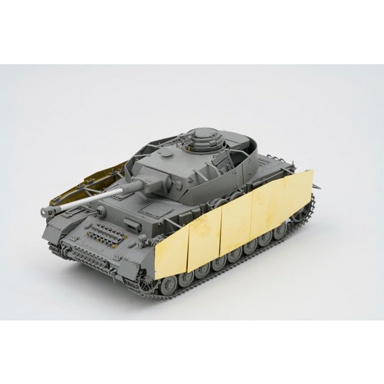ak-interactive-1-35-pz-kpfw-iv-ausf-h-late-kit-modellismo-carro-tedesco image 3