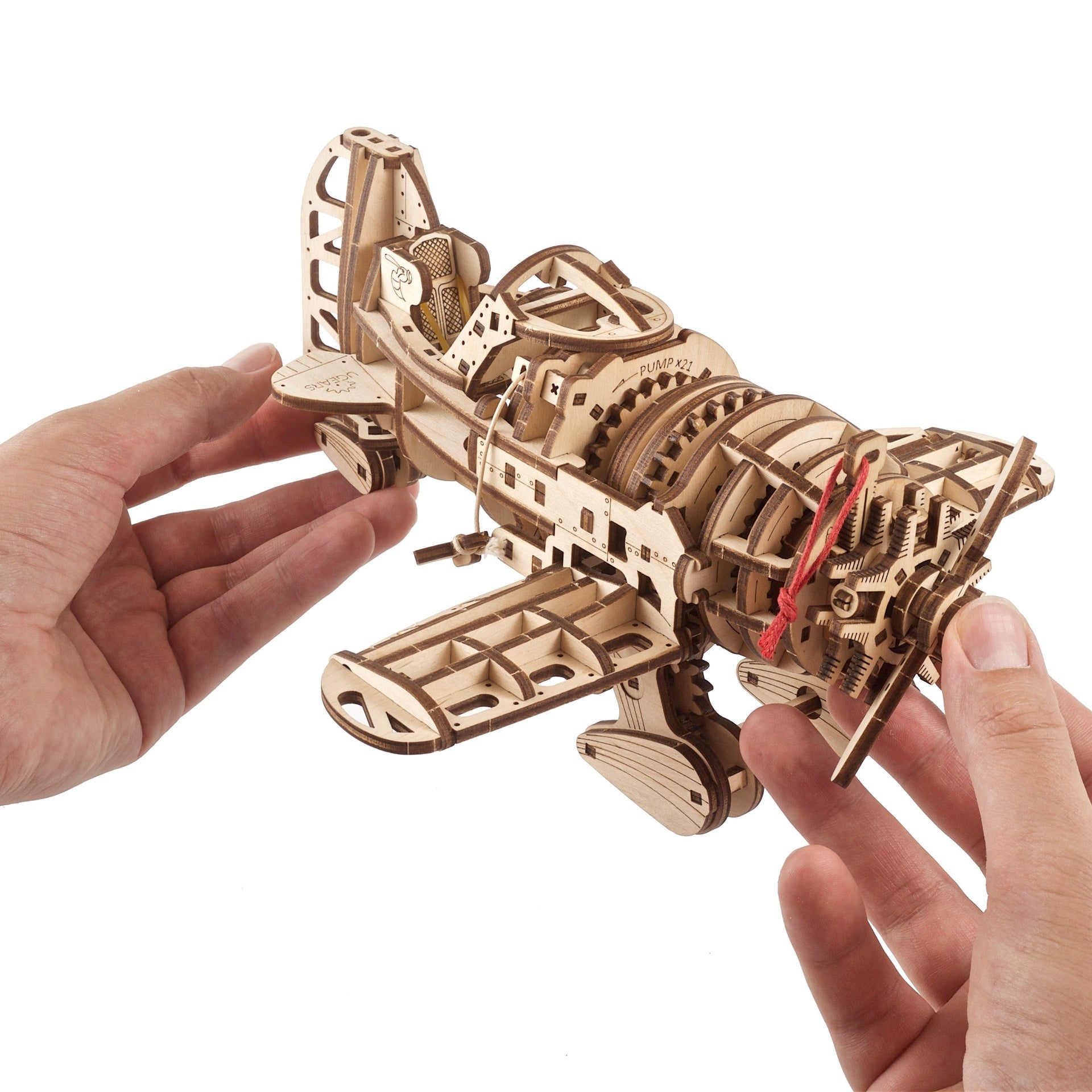 ugears-mad-hornet-airplane-modellino-meccanico-ad-elastico-in-legno-serie-medium image 4