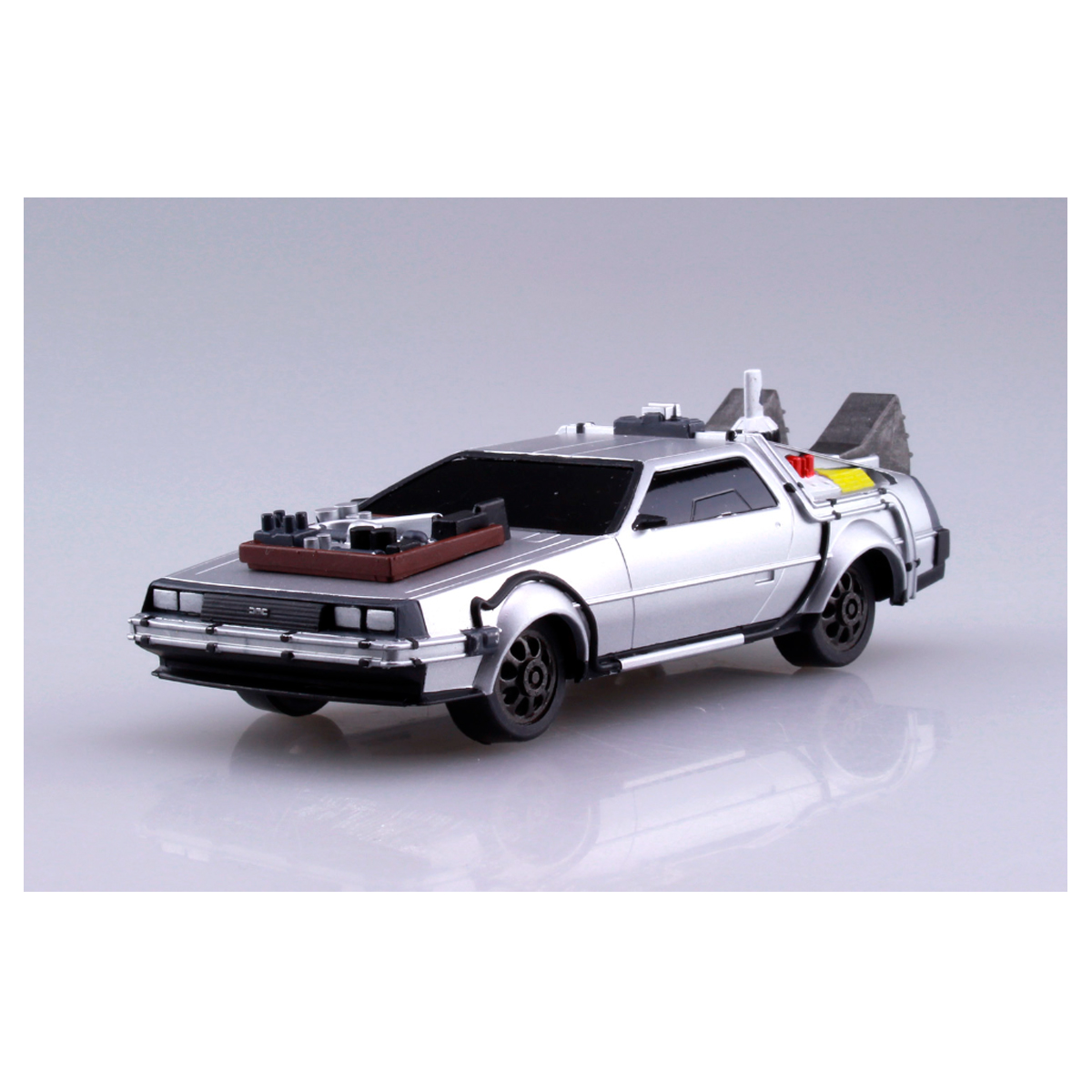 ak-interactive-delorean-ritorno-al-futuro-parte-kit-di-modellismo-auto-in-scala- image 5