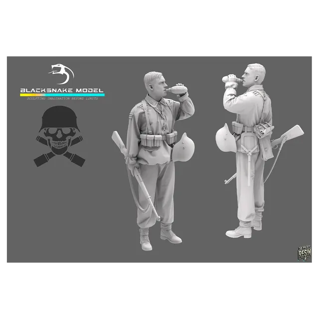 ak-interactive-german-waffen-soldier-10-figura-militare-scala-1-35 image 1