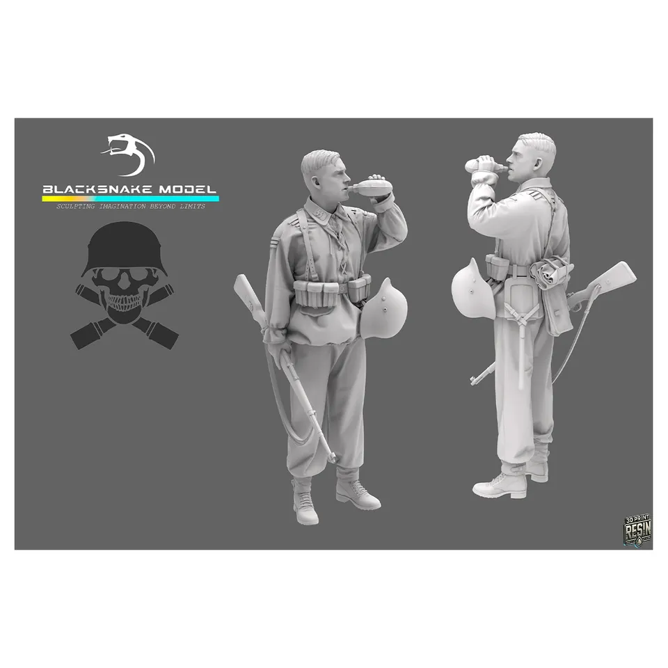 ak-interactive-german-waffen-soldier-10-figura-militare-scala-1-35 image 1