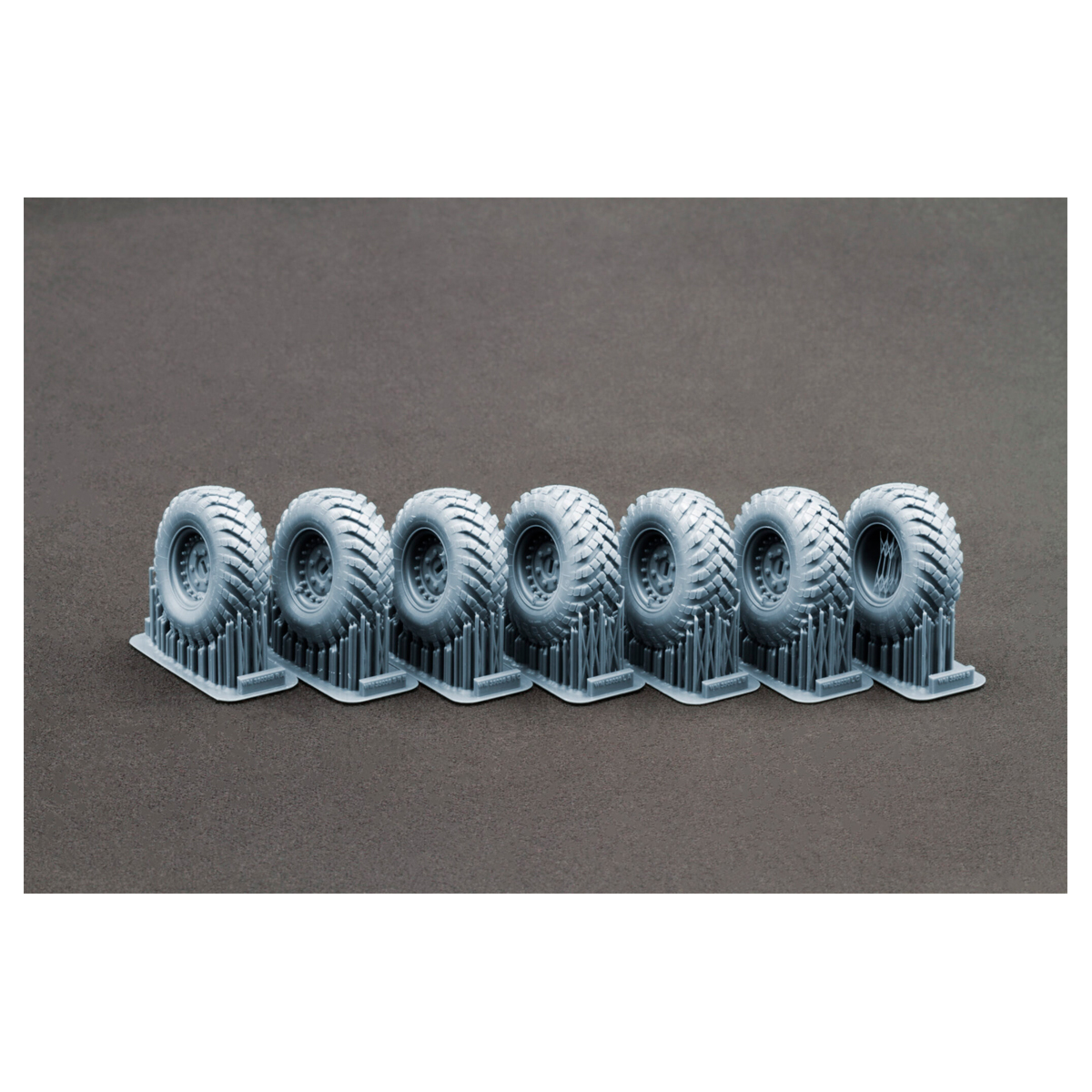 ak-interactive-btr-152-weighted-wheel-set-1-35-2 image 2