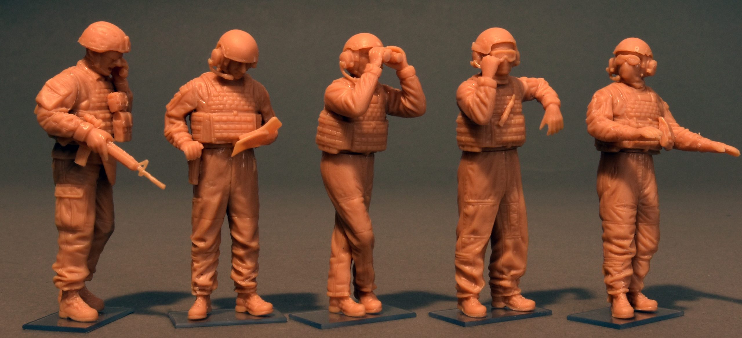 ak-interactive-usmc-tank-crew-1-35 image 2