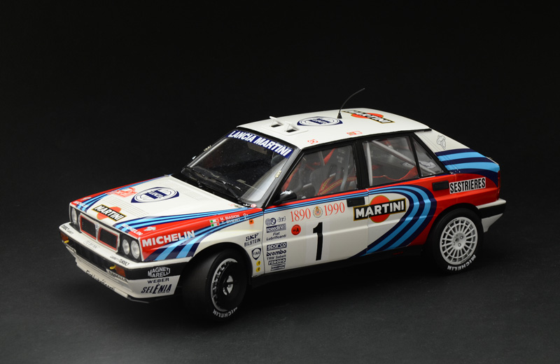 ak-interactive-1-12-lancia-delta-hf-integrale image 2