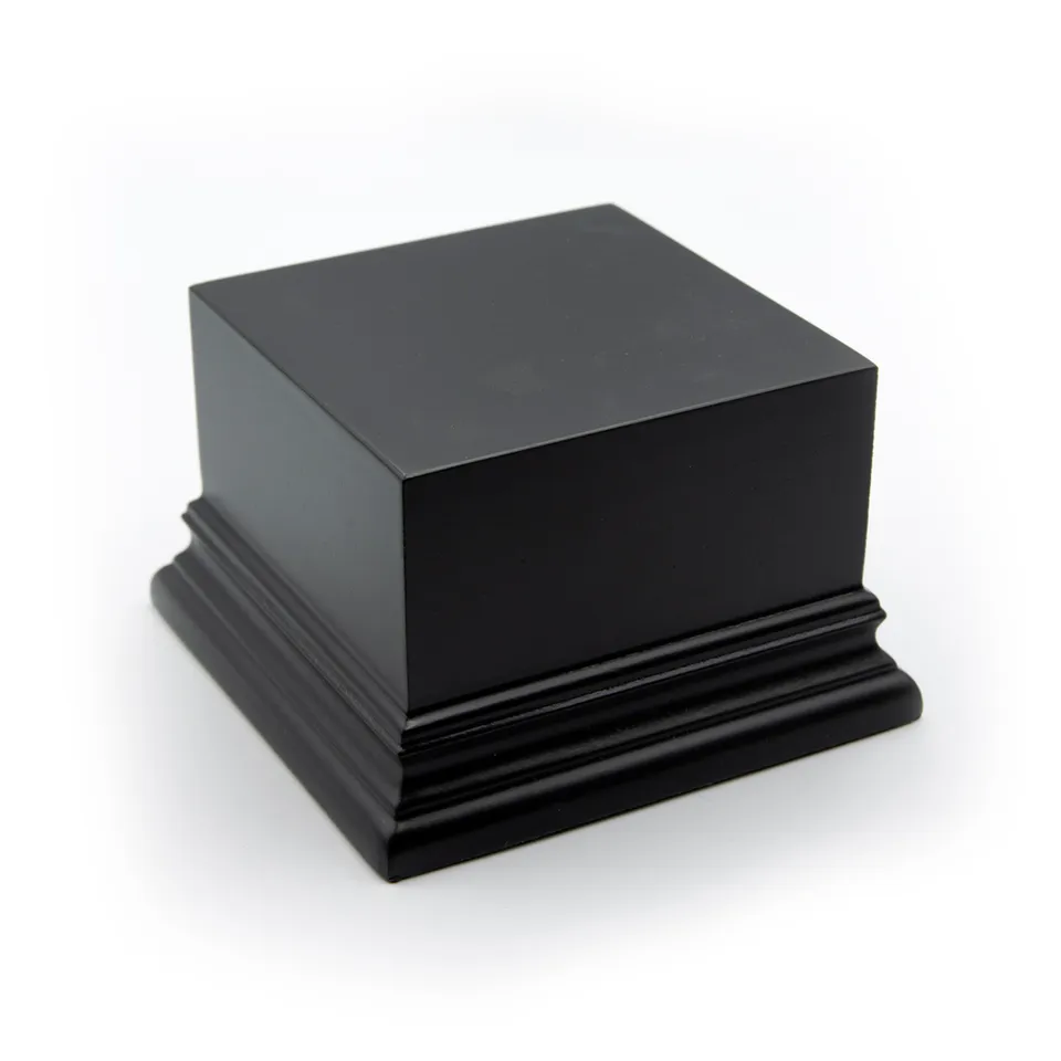 ak-interactive-base-quadrata-in-legno-nero-6x6-cm-h-6-cm-base-espositiva image 1