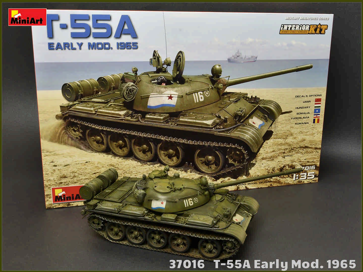 ak-interactive-t-55a-early-mod-1965-interior-kit-scala-1-35 image 2