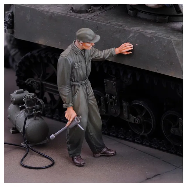 ak-interactive-u-s-mechanic-1-35-3d-printed image 1