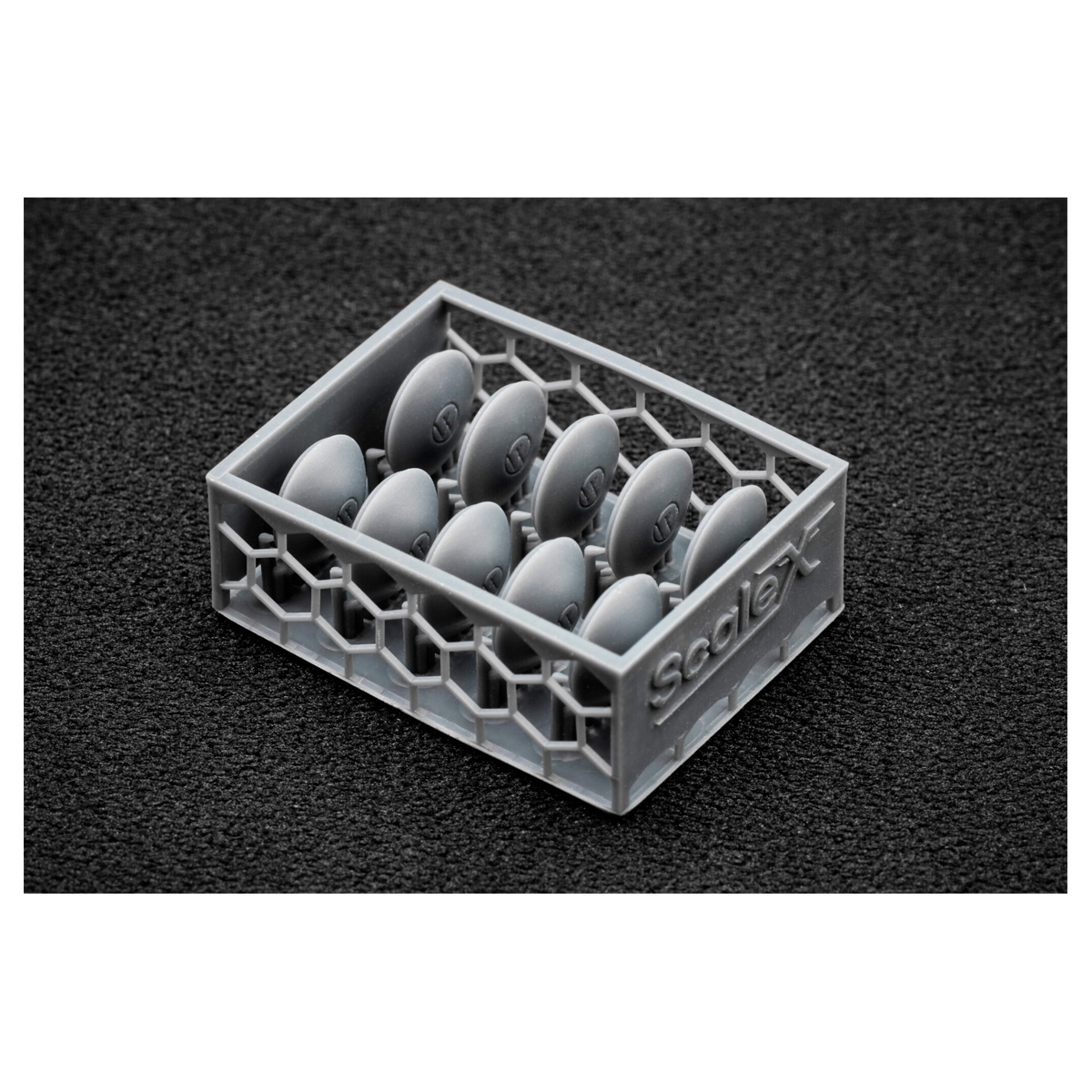 ak-interactive-set-ruote-ordinarie-per-cargo-truck-t2-in-scala-1-35 image 3