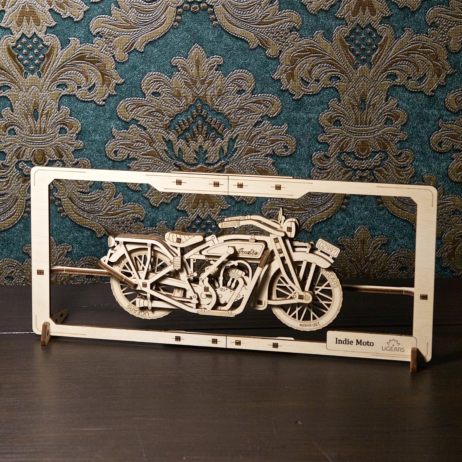 ugears-indie-moto-2-5d-puzzle-quadro-in-legno-con-parti-mobili image 8