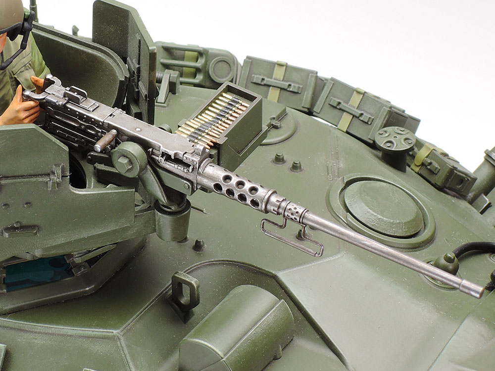 ak-interactive-1-16-u-s-airborne-tank-m551-sheridan-modello-da-esposizione image 8