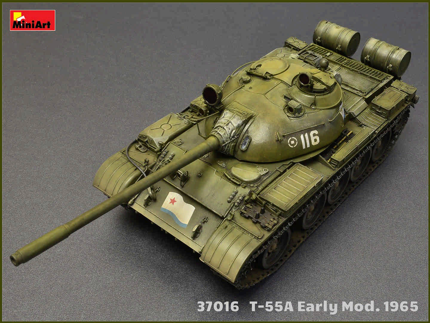ak-interactive-t-55a-early-mod-1965-interior-kit-scala-1-35 image 4