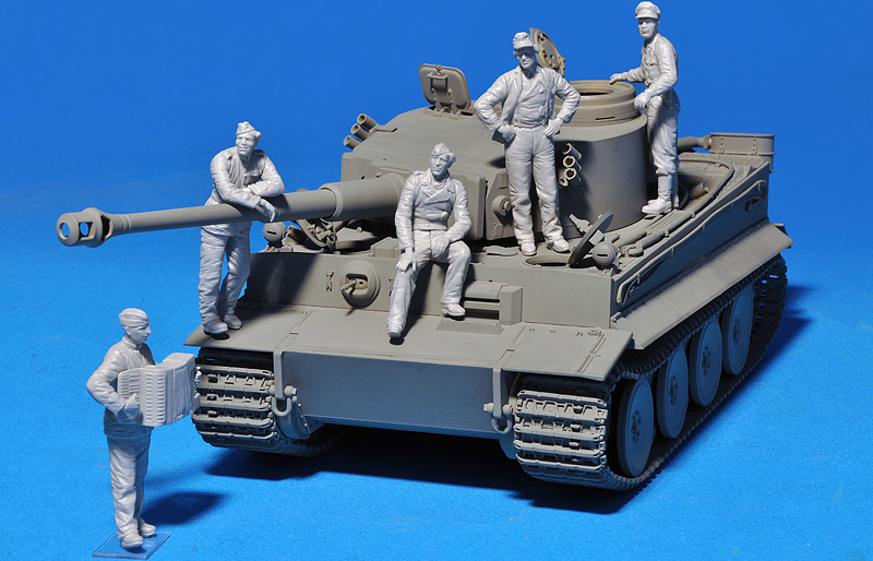 ak-interactive-1-35-german-tank-crew-normandy-1944-special-edition-figure-modell image 3