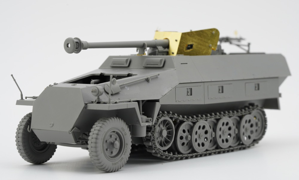 ak-interactive-1-35-sd-kfz-251-22-w-7-5cm-pak-40-pakwagen-kit-modellismo image 2