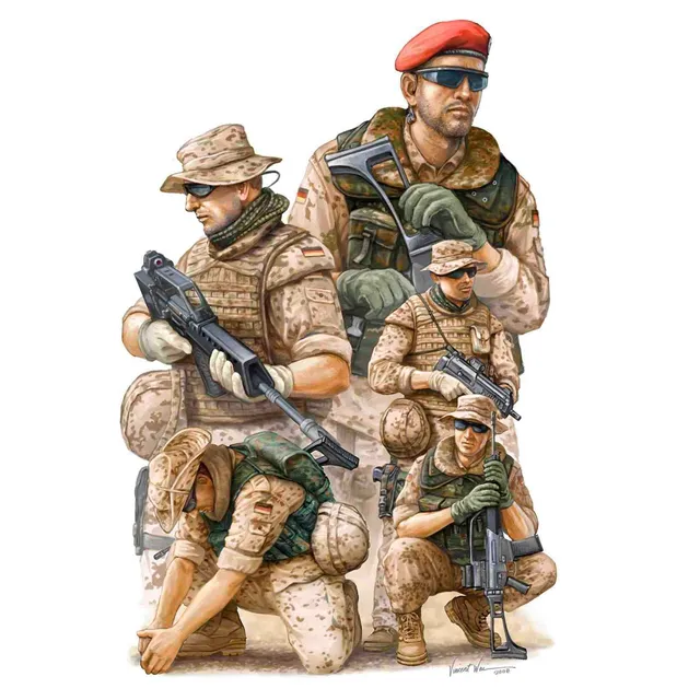 ak-interactive-modern-german-isaf-soldiers-in-afghanistan-1-35-kit-modellismo image 1