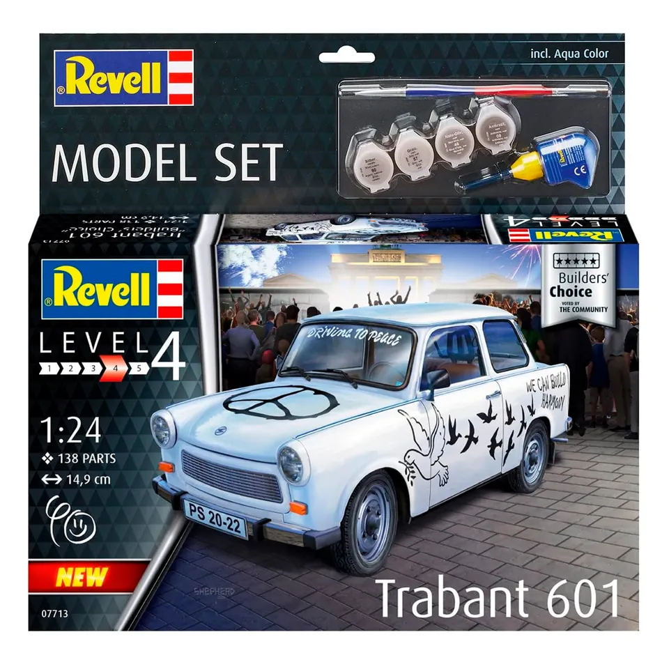 ak-interactive-1-24-trabant-601s-model-set-kit-auto image 1