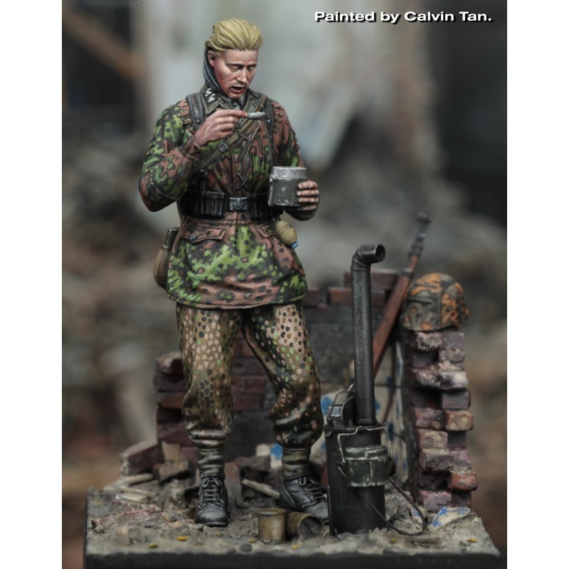 ak-interactive-soldato-ss-tedesco-che-mangia-wwii-1-35 image 6