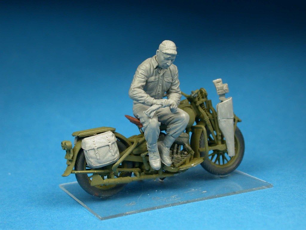 ak-interactive-1-35-u-s-motorcycle-repair-crew-special-edition-kit-figure-modell-2 image 7