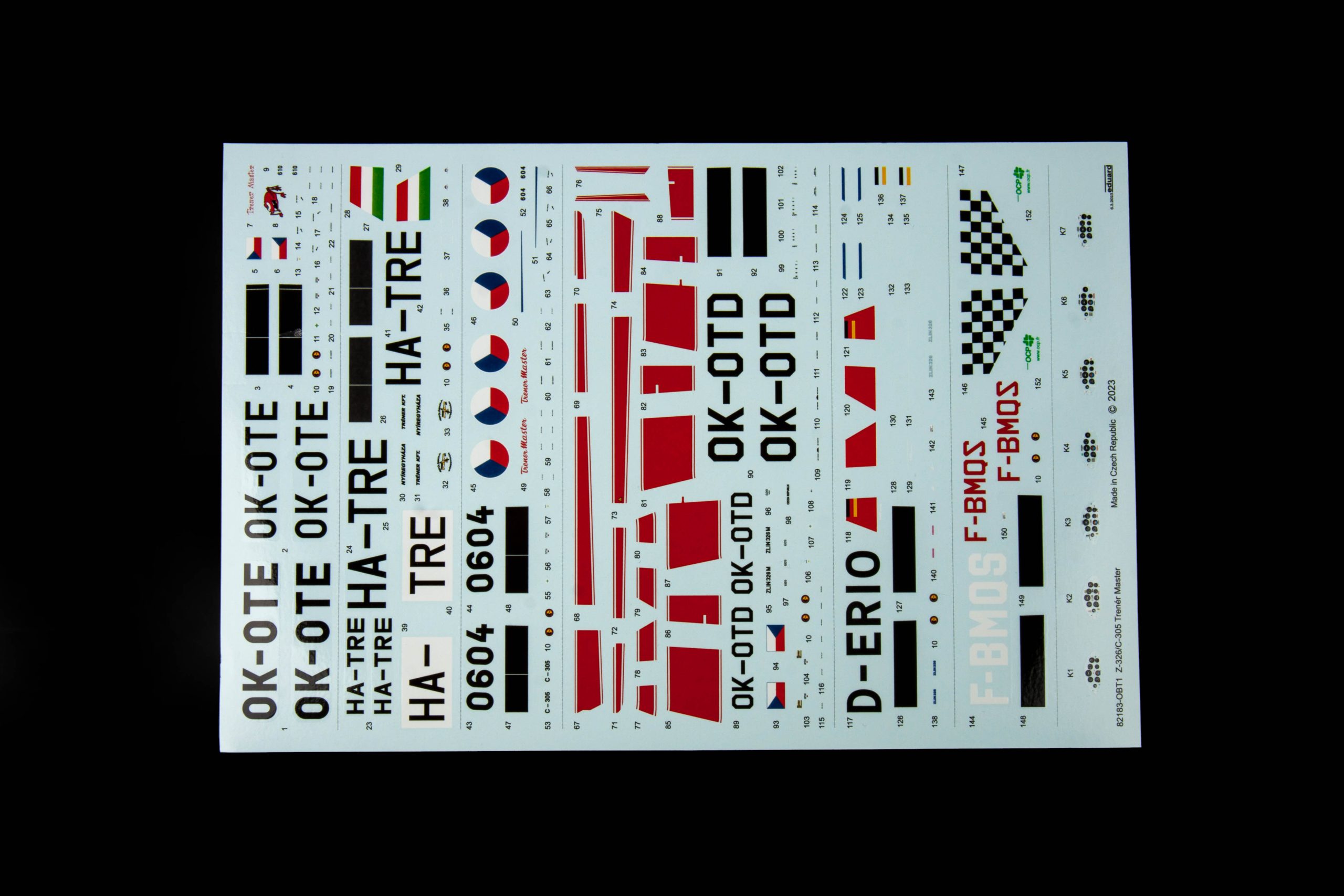 ak-interactive-z-326-c-305-tren-r-master-1-48-kit-allenatore-scatola-danneggiata image 5
