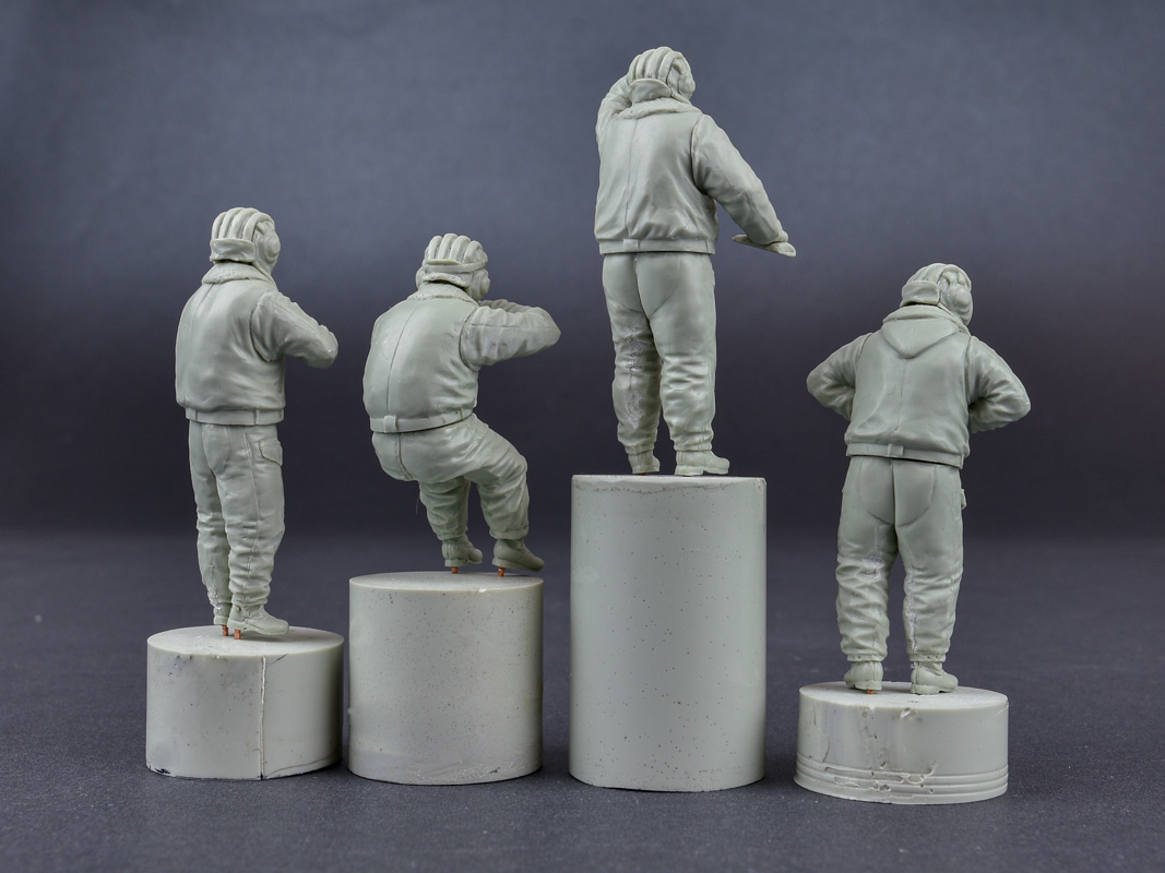 ak-interactive-soviet-tank-crew-1970-1980s-winter-uniform-scala-1-35 image 6