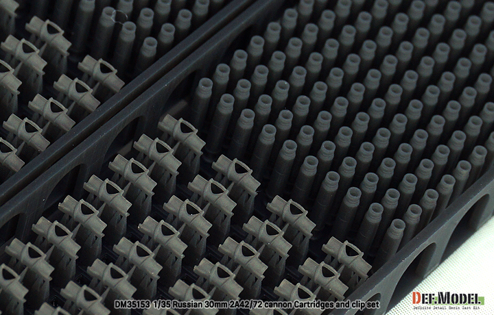 ak-interactive-russian-30mm-2a42-cannon-cartridges-and-clip-set-for-1-35-bmp-vmp image 3