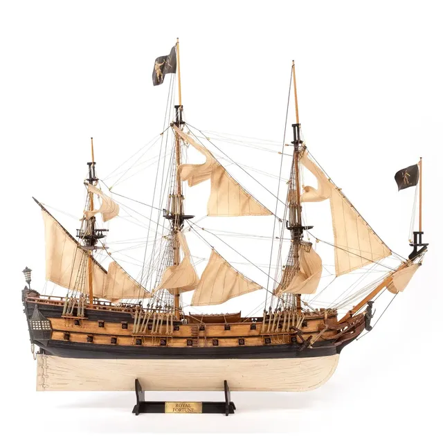 occre-royal-fortune-nave-pirata-kit-modello-nave-in-legno image 1