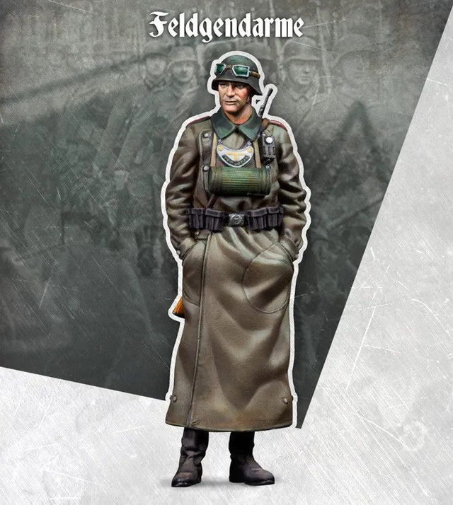 scale75-warfront-feldgendarme-1-35-figura-resina-da-dipingere image 1
