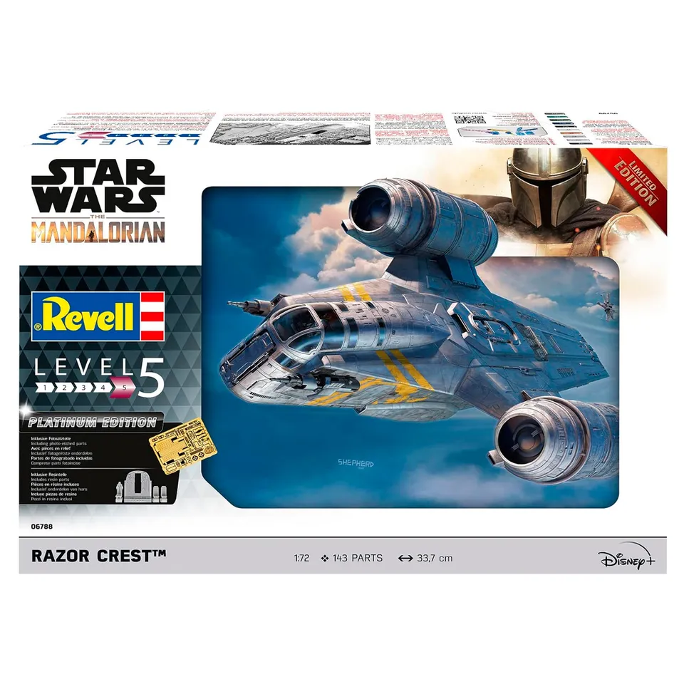 ak-interactive-1-72-the-mandalorian-razor-crest-platinum-edition image 1