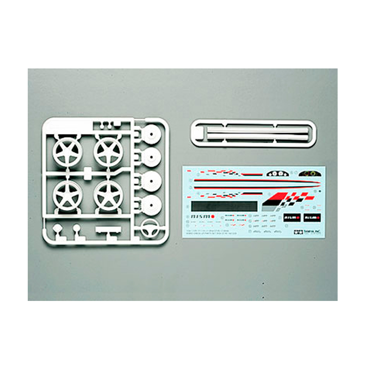 ak-interactive-1-24-gt-r-r34-nismo-dress-up-parts-set-di-dettagli image 2