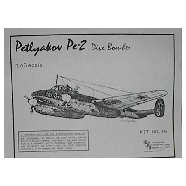 1-48-petlyakov-pe-2-kit-di-modellismo-ak-interactive image 1
