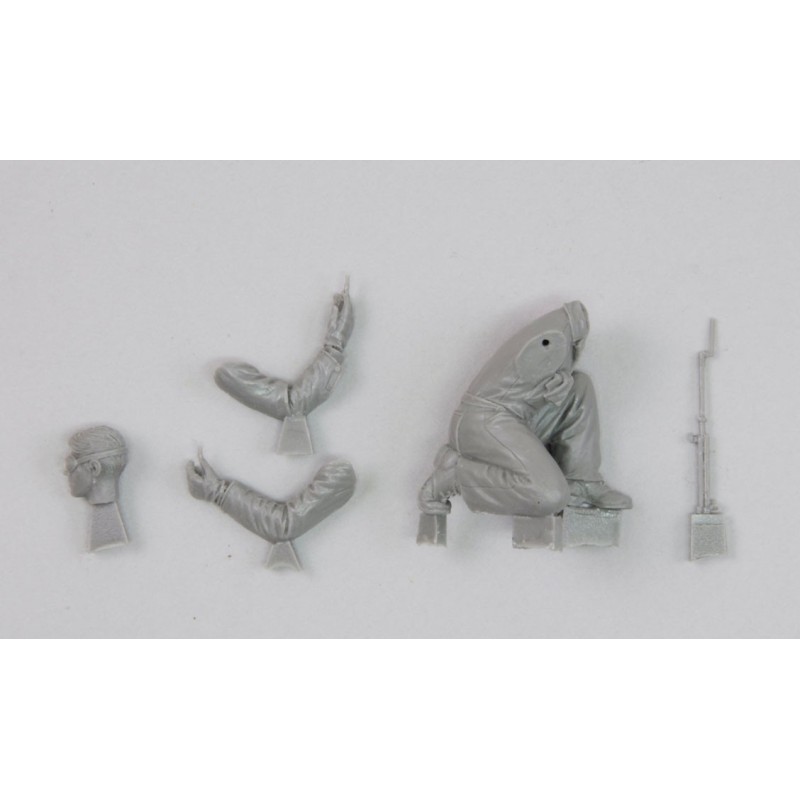 ak-interactive-weld-man-no-2-1-35-figura-saldatore image 2