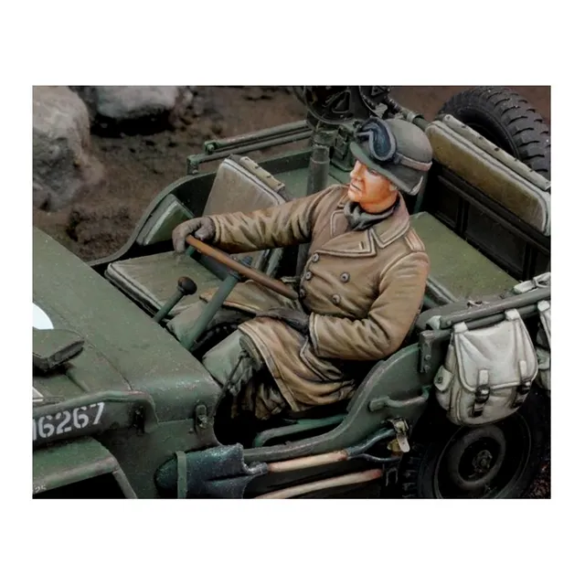 ak-interactive-u-s-jeep-driver-wwii-1-35-figura-da-costruire image 1