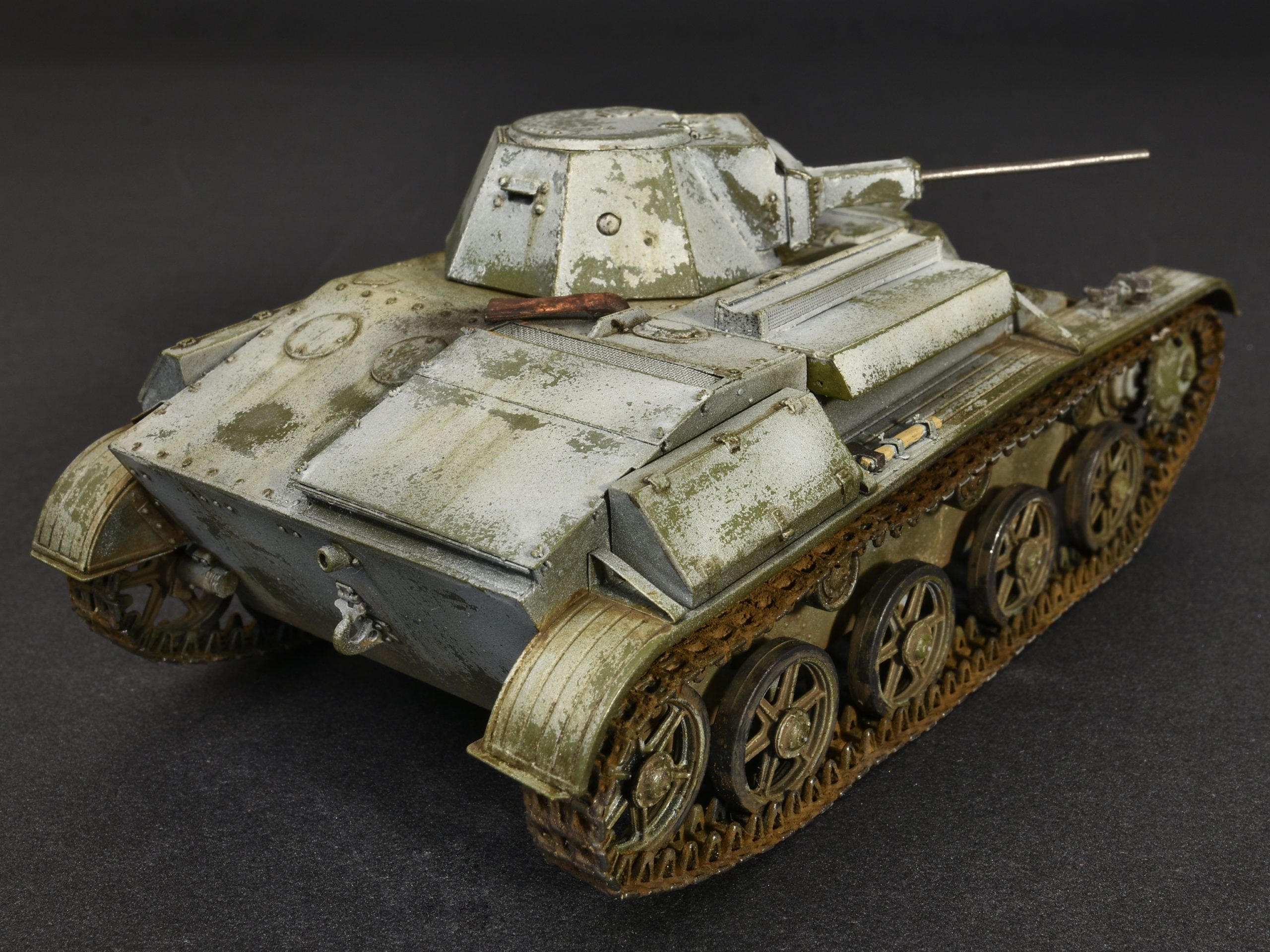 ak-interactive-1-35-t-60-plant-no-37-early-series-autumn-1941-prod image 5