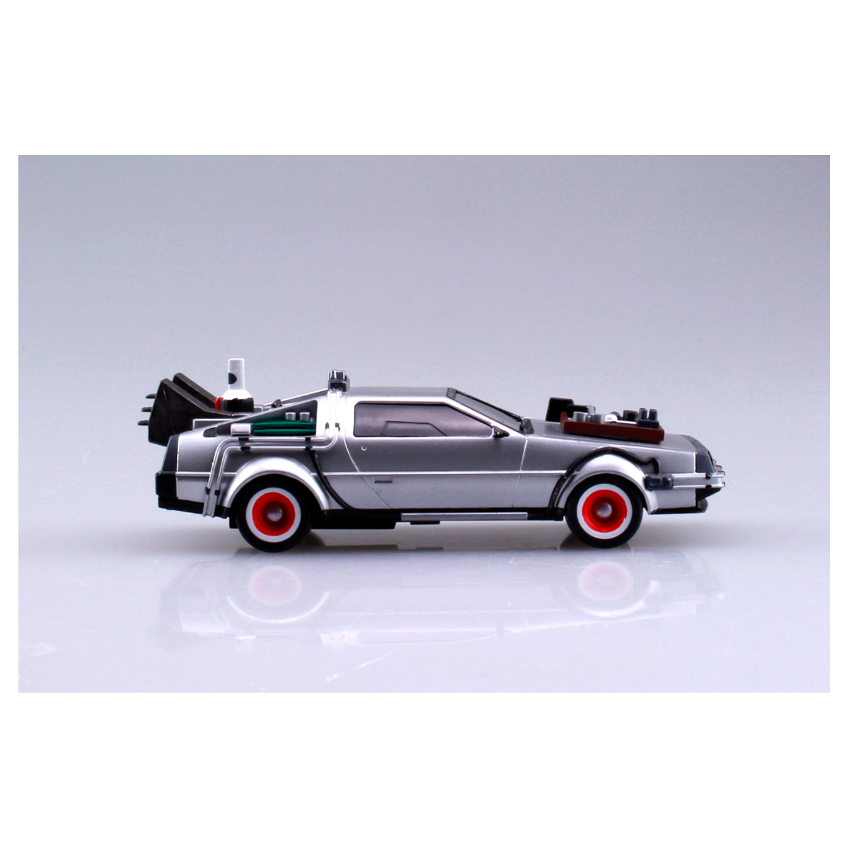 ak-interactive-delorean-ritorno-al-futuro-parte-kit-di-modellismo-auto-in-scala- image 7