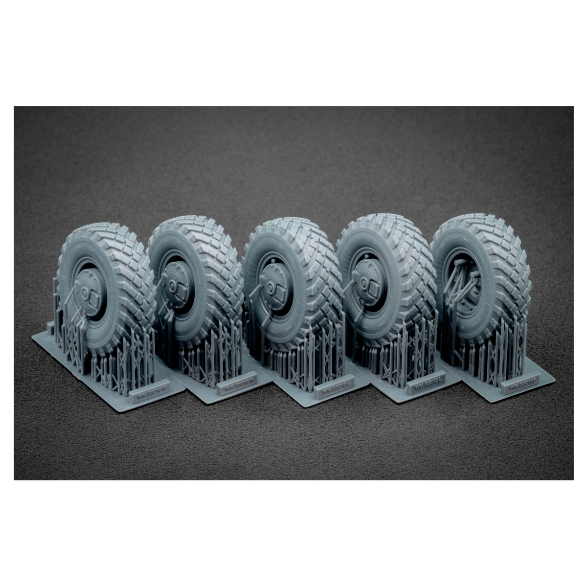 ak-interactive-gaz-tiger-v1-weighted-wheel-set-1-35-set-ruote-per-modellismo image 2