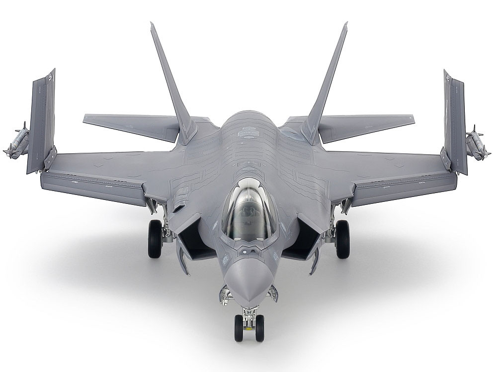 ak-interactive-1-48-lockheed-martin-f-35c-lightning-ii-kit-modellismo-aereo-mili image 3