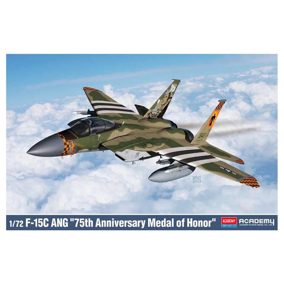 ak-interactive-1-72-f-15c-75th-anniversary-medal-of-honor image 1
