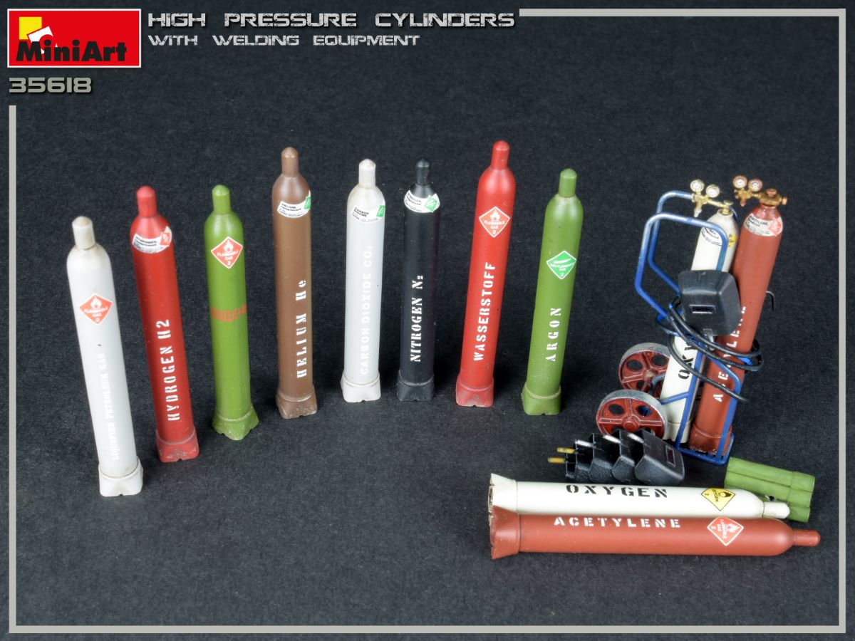 ak-interactive-1-35-high-pressure-cylinders-w-welding-equipment-kit-accessori image 4