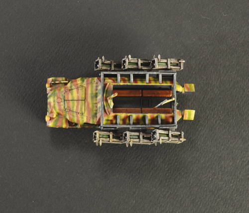 ak-interactive-1-72-sd-kfz-251-1-stuka-zu-fuss-kit-di-modellismo-militare image 3