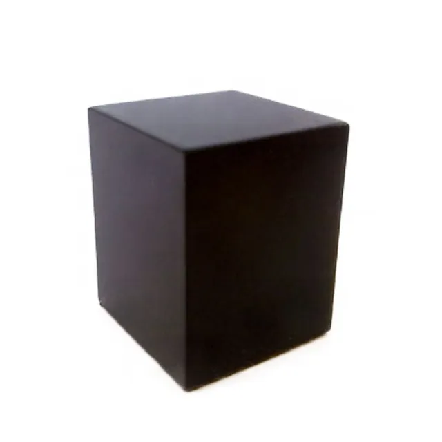 ak-interactive-base-quadrata-in-legno-nero-5-cm-alta-6x6-cm-esposizione-modelli image 1