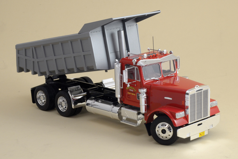 ak-interactive-1-24-freightliner-heavy-dumper-truck image 3