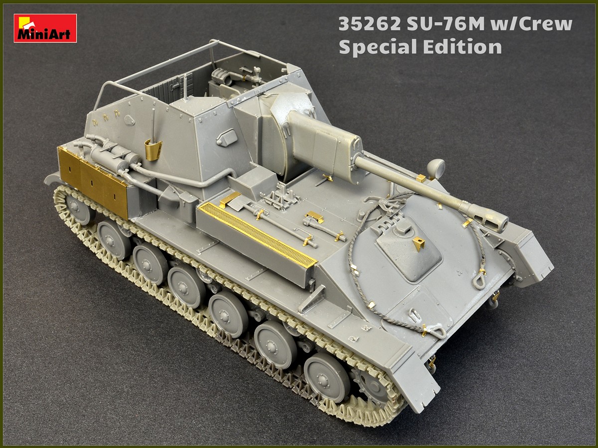 ak-interactive-su-76m-con-equipaggio-1-35-edizione-speciale image 2