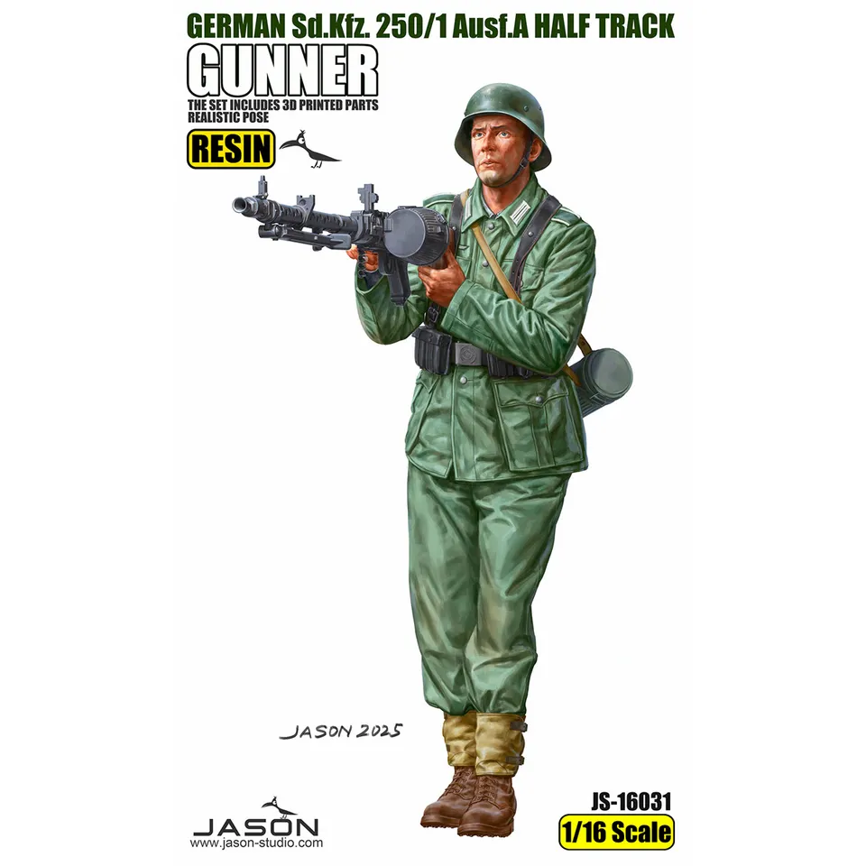 ak-interactive-1-16-german-sd-kfz-250-1-ausf-a-half-track-gunner-figura-scala-1- image 1