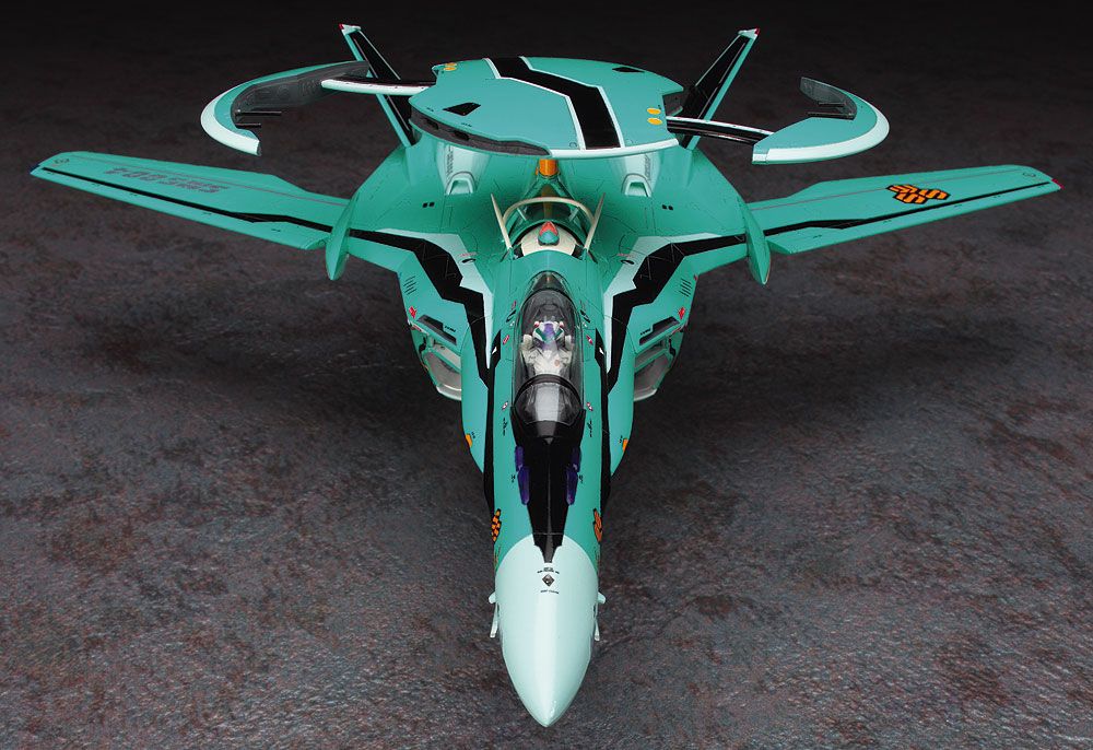 ak-interactive-1-72-rvf-25-messiah-macross-frontier image 4