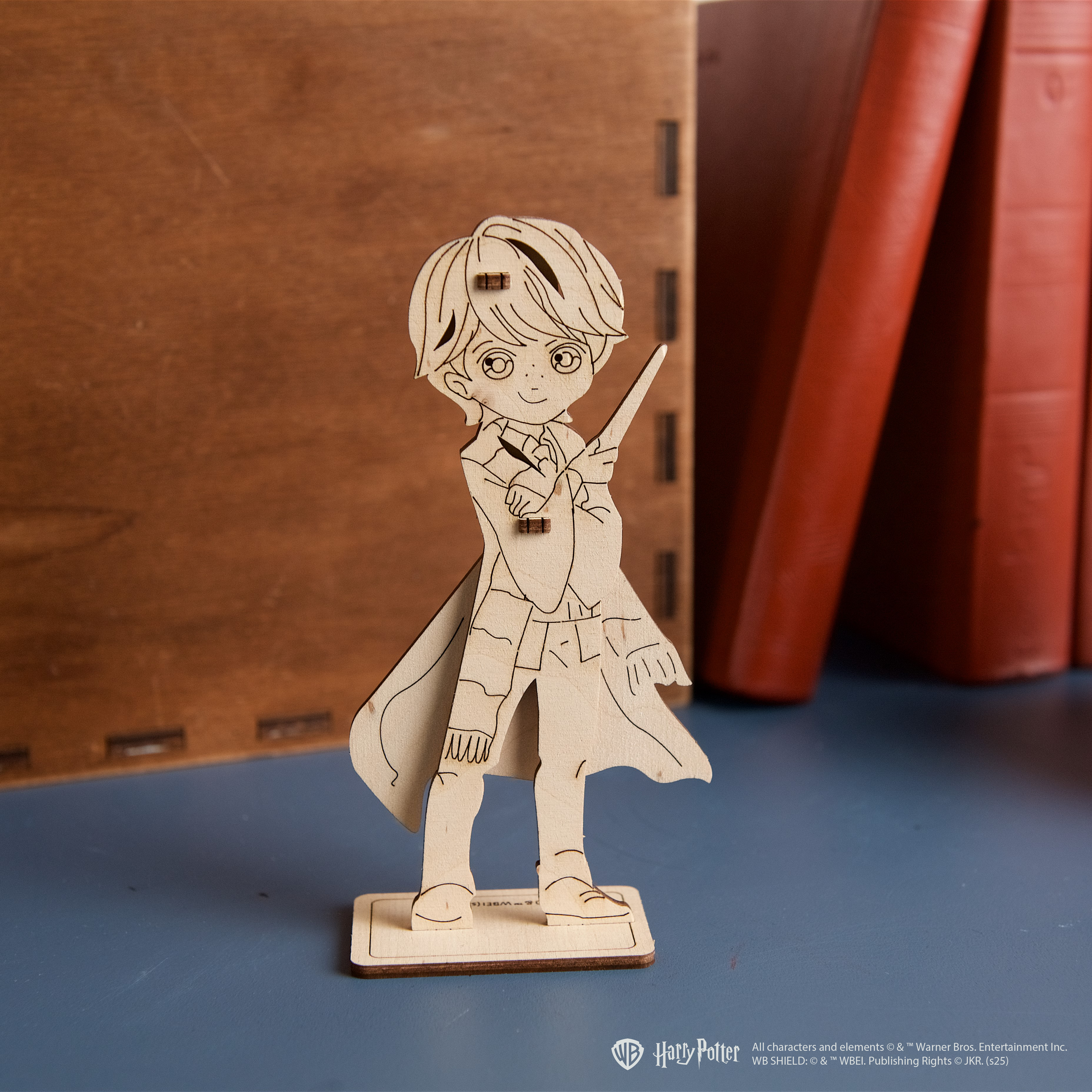 ugears-ronald-weasley-modellino-3d-da-colorare-in-legno-harry-potter image 5